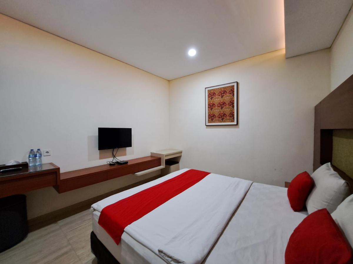 Dewi Uma House Hotel Denpasar  Ngoại thất bức ảnh