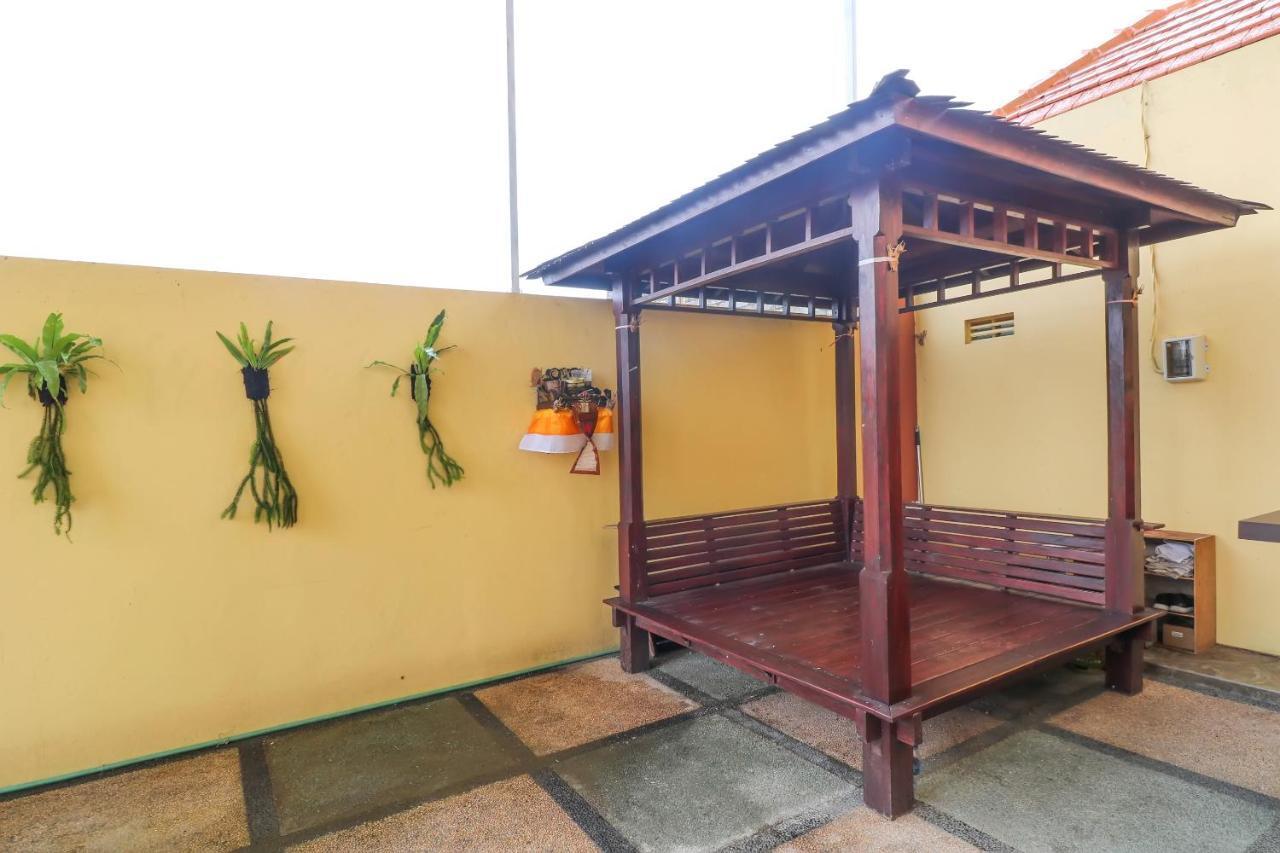 Dewi Uma House Hotel Denpasar  Ngoại thất bức ảnh