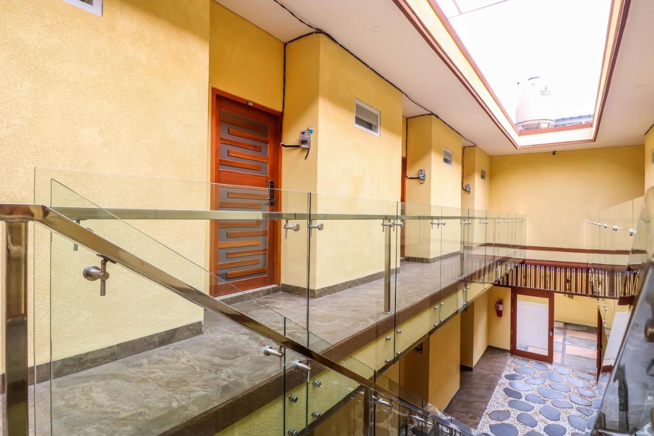 Dewi Uma House Hotel Denpasar  Ngoại thất bức ảnh