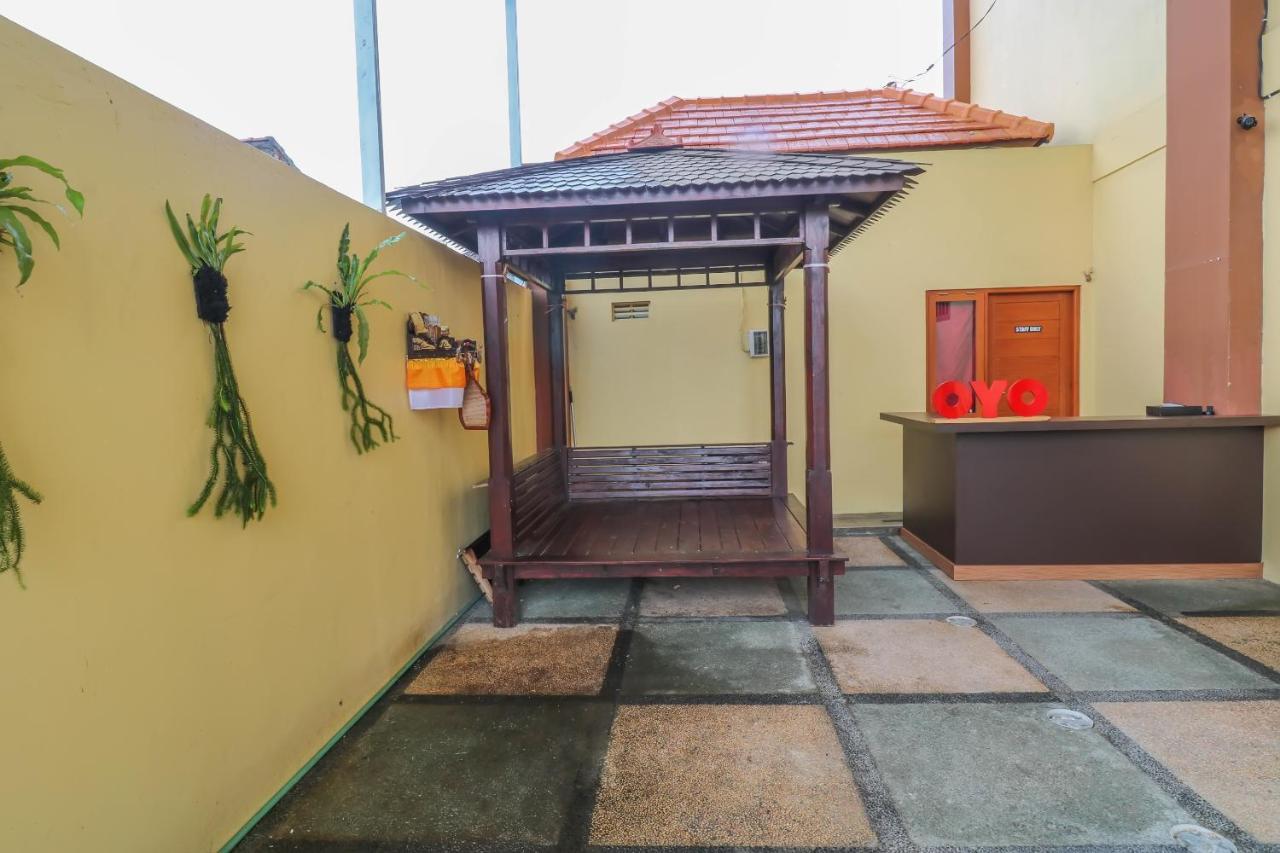 Dewi Uma House Hotel Denpasar  Ngoại thất bức ảnh